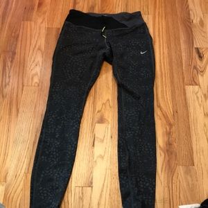 Nike workout leggings